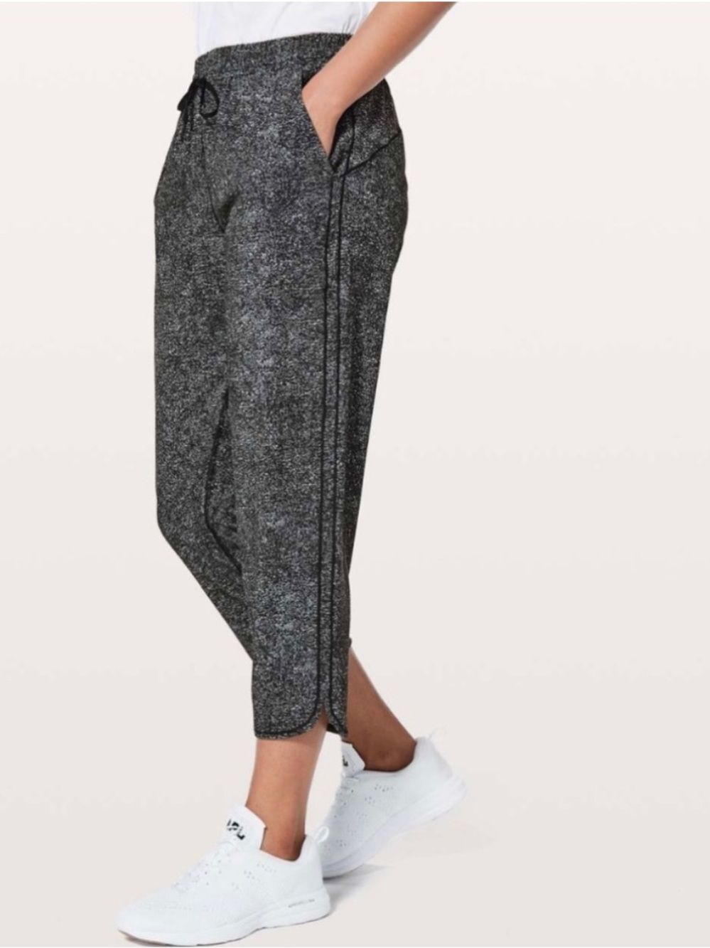 Lululemon Keep It Classic Crop Pant Black White Noise Womens 4 - Picture 5 of 11